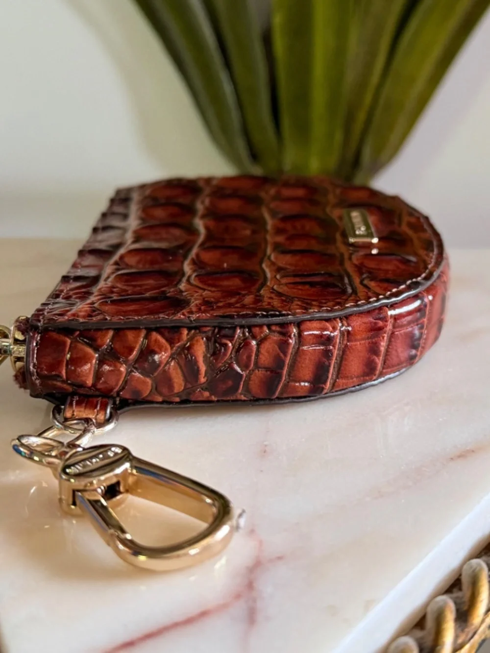 🤩 Brahmin Pecan Brown Britt Small Coin CC ID Clip On Wallet Good Preowned 🤩